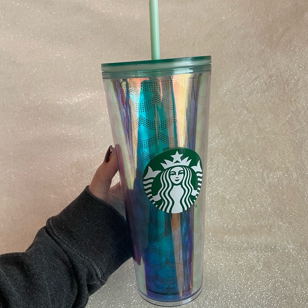 NWOT Starbucks Iridescent Mermaid Scale Sea Foam Reusable Cup Tumbler ✨